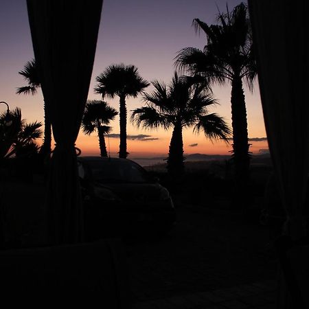 Punta Bianca Suite & Home Experience アグリジェント エクステリア 写真